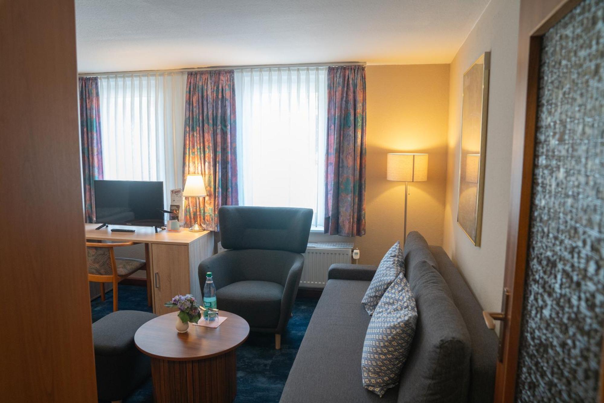 Hotel Zum Grafen Hallermunt 스프링게 외부 사진