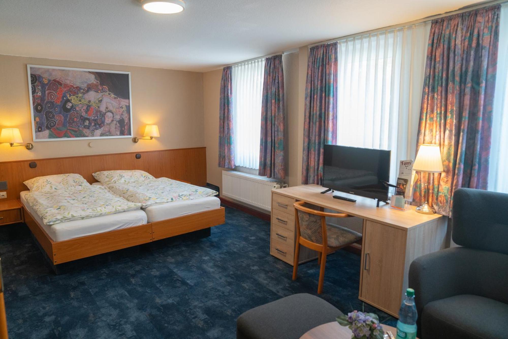 Hotel Zum Grafen Hallermunt 스프링게 외부 사진