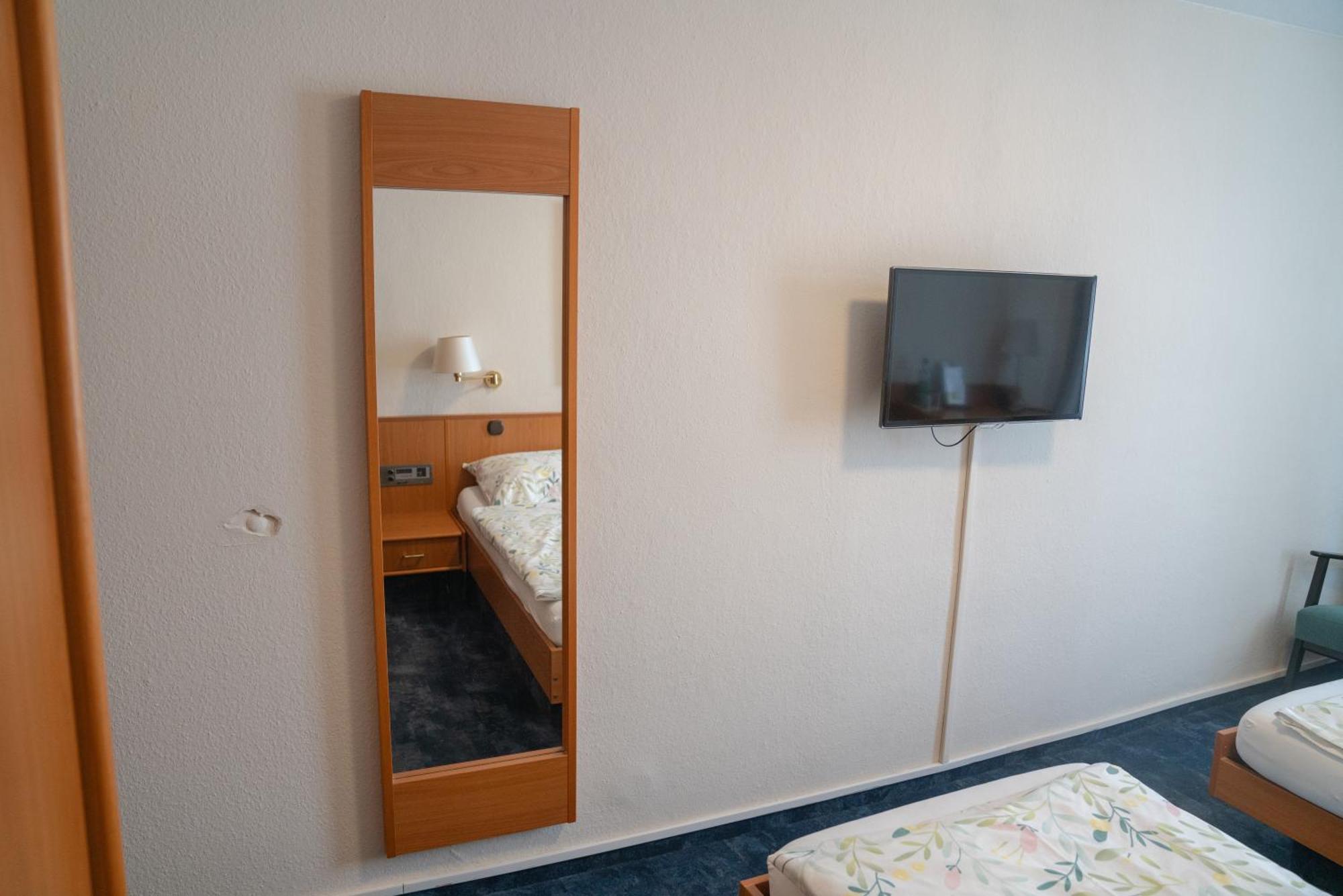 Hotel Zum Grafen Hallermunt 스프링게 외부 사진